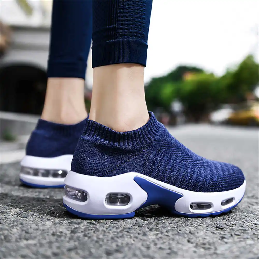 Duże Rozmiary Buty Damskie na  – Sneakers recenzja i cena