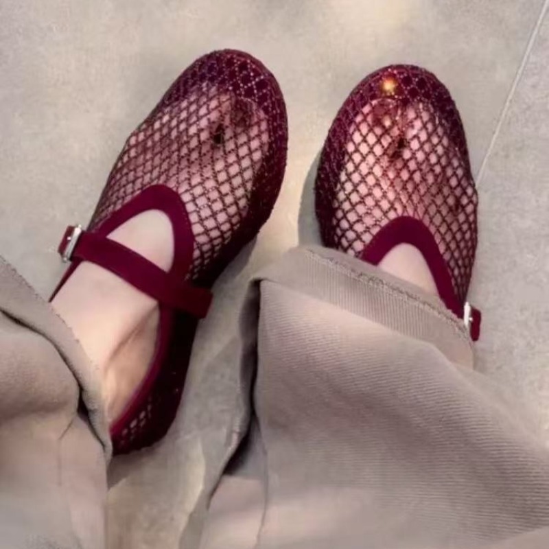 Ażurowe sandały Baotou z cyrko – Sandals recenzja i cena